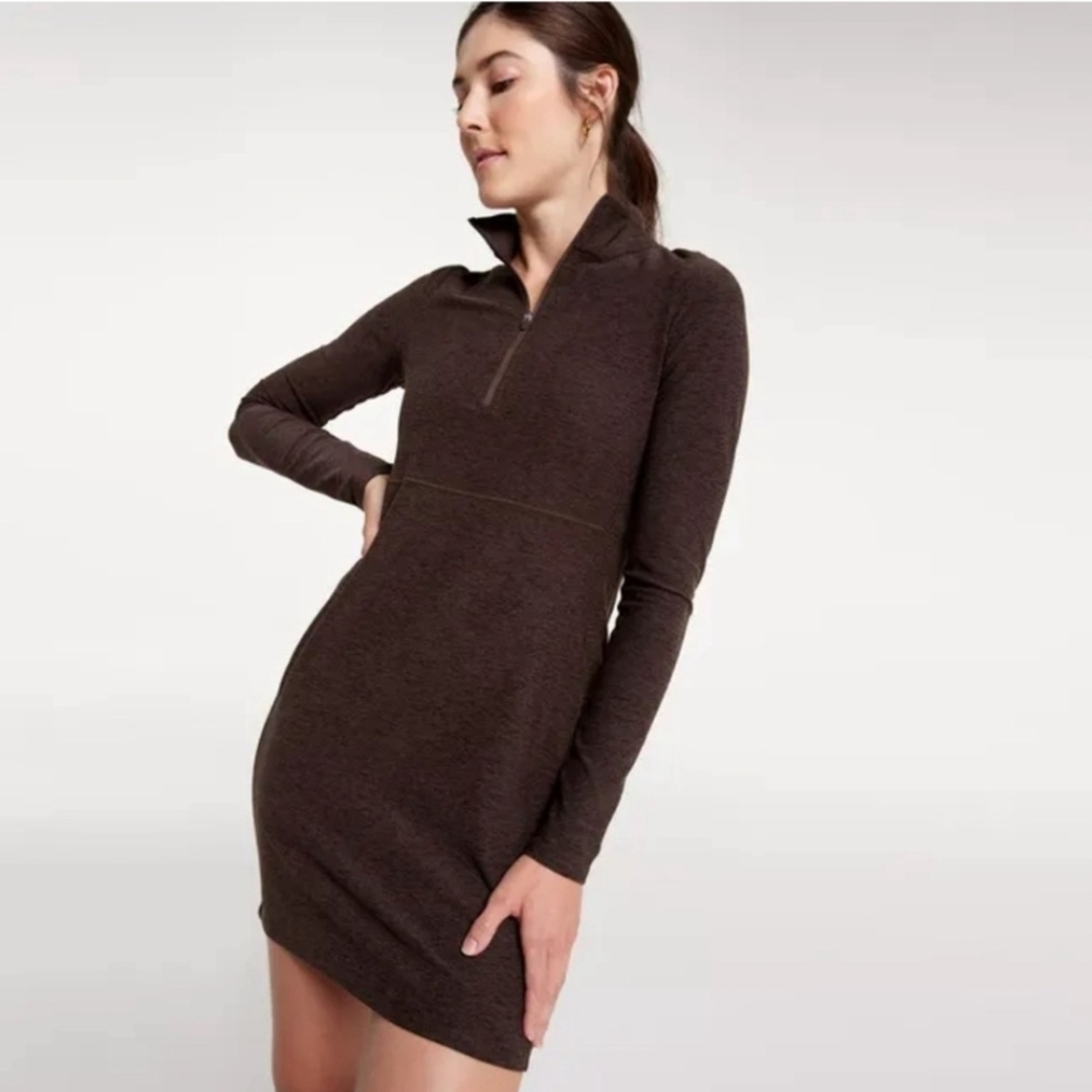 CALIA by Carrie Underwood Long-Sleeve Zip-Neck Knit Dress in Dark Brown